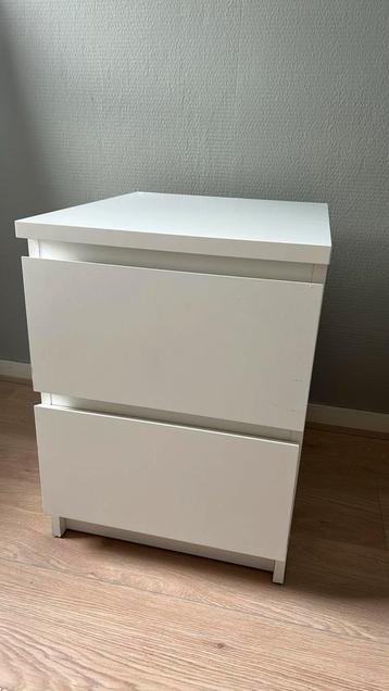 Ikea Malm nachtkast wit met 2 lades B40xD48xH55cm - afbeelding 2