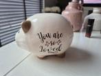 Riverdale Piggy Bank Spaarpot, hoogte 13 cm, Ophalen of Verzenden, Zo goed als nieuw, Steen, Aardewerk of Keramiek, Dier
