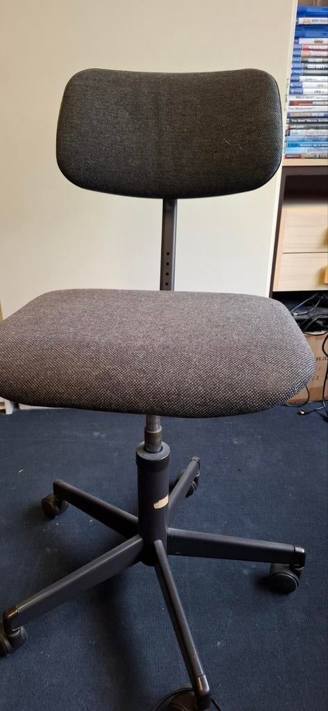 Grijze bureaustoel - Gebruikt, Ophalen, Gebruikt, Grijs