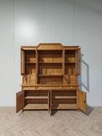 Landelijke klassieke kast, buffetkast, ladekast, servieskast, Antiek en Kunst, Antiek | Meubels | Kasten, Ophalen of Verzenden
