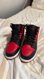 Jordan 1 mid banned, Nike Air Jordan, Ophalen of Verzenden, Rood, Sneakers of Gympen