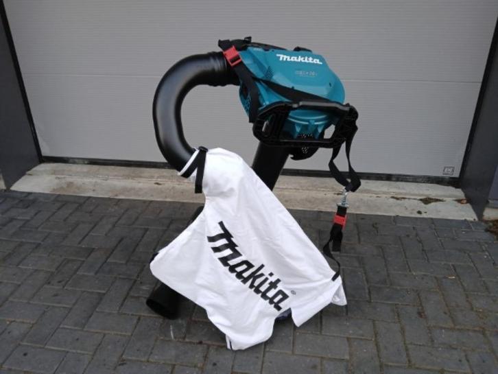 Makita accu bladblazer/zuiger 2x18V 804 m3/uur, Tuin en Terras, Bladblazers, Nieuw, Handgedragen, Accu, Met opvangzak, Met versnipperfunctie