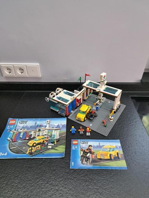 LEGO City Tankstation #7993 - Gebruikt, Compleet, Handleidin, Kinderen en Baby's, Speelgoed | Duplo en Lego, Zo goed als nieuw