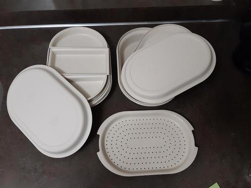 Tupperware vintage serveer/party/vakken schaal set creme, Huis en Inrichting, Keuken | Tupperware, Gebruikt, Schaal, Ophalen of Verzenden