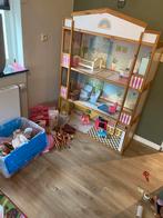 Barbiehuis met heeeel veel barbiespullen, Kinderen en Baby's, Speelgoed | Poppenhuizen, Ophalen of Verzenden, Zo goed als nieuw