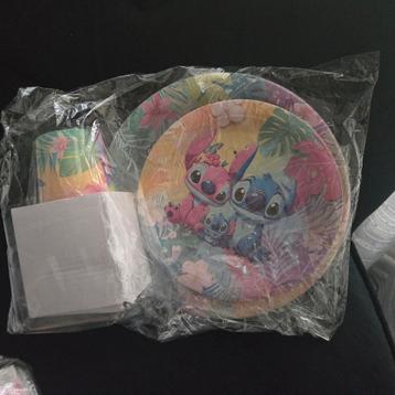 Borden set 30 st Stitch & Angel  beschikbaar voor biedingen