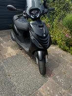 Zeer nette piaggio zip 2019 4 takt, Ophalen, Zo goed als nieuw, Zip