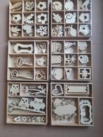 OPRUIMING houten doosjes met 45 stuks houten figuren no 4, Ophalen of Verzenden, Nieuw, Materiaal