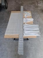 Diverse lengtes wandrail en plankendragers en legplanken, Ophalen, Gebruikt