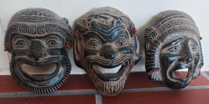 set van 3 terracotta wandmaskers, Antiek en Kunst, Kunst | Niet-Westerse kunst, Ophalen of Verzenden