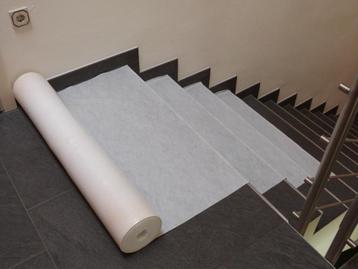 Afdekvlies, Zelfklevend, absorberend voor Trappen en vloeren beschikbaar voor biedingen