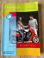 Bromfiets, wegwijzer in het verkeer, Ophalen