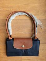 Nieuwe Longchamp tas Le Pliage Navy (blue) maat M, Sieraden, Tassen en Uiterlijk, Tassen | Damestassen, Ophalen of Verzenden, Nieuw