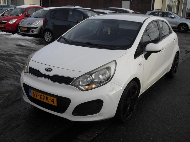 Kia Rio apk 9.26 NAP 1.2 CVVT Comf. Pack airco (bj 2012), Auto's, Kia, Te koop, Rio, ABS, Airbags, Airconditioning, Alarm, Boordcomputer