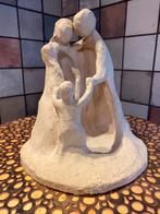 Geboetseerd beeld,hoog 22.5 cm,doorsnee 20 cm,creme-wit,2002, Antiek en Kunst, Ophalen of Verzenden