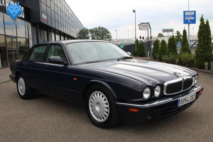 Jaguar XJ 3.2 V8 Executive, Auto's, Oldtimers, Bedrijf, Te koop, ABS, Airbags, Airconditioning, Alarm, Boordcomputer, Centrale vergrendeling
