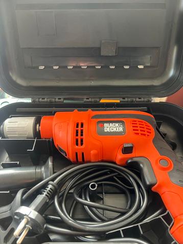 Black & Decker Schroefboormachine in Koffer beschikbaar voor biedingen