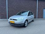 Ford Fiësta 1.25 16V 5DR 2003 NAP-AIRCO-DRIEM VERVANGEN!, Voorwielaandrijving, USB, 600 kg, 4 cilinders