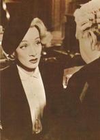 Kaart Marlene Dietrich & Charles Laughton, Verzamelen, Verzenden, Ongelopen, Sterren en Beroemdheden