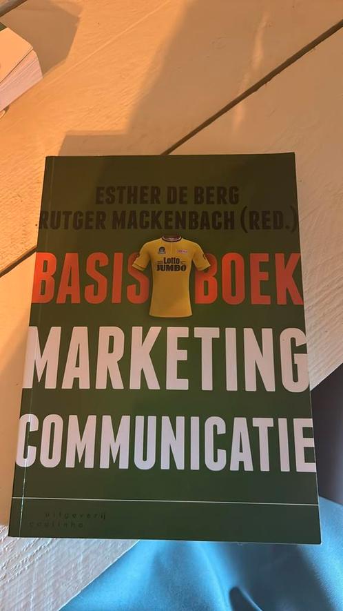 Basisboek marketingcommunicatie, Boeken, Economie, Management en Marketing, Zo goed als nieuw, Management, Ophalen of Verzenden