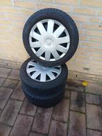 Peugeot 107 winterbanden set, Auto-onderdelen, Banden en Velgen, Ophalen, 14 inch, Gebruikt, 155 mm