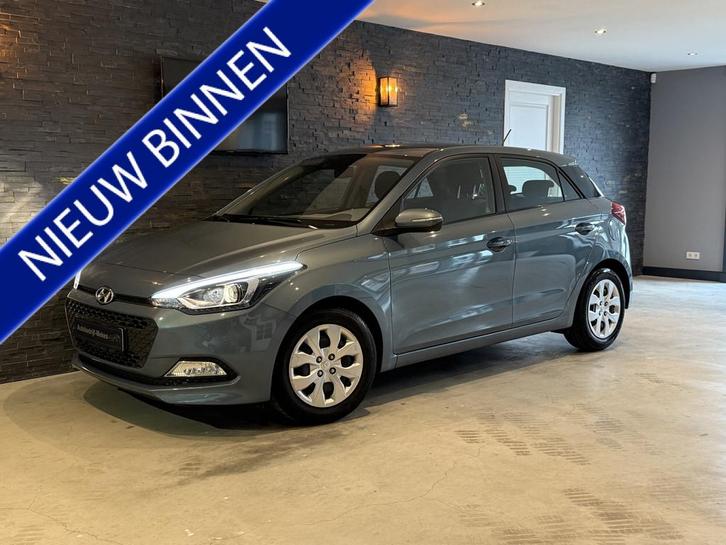 Hyundai i20 1.2 benzine Bj: 2016 / 15.750 KM (bj 2016), Auto's, Hyundai, Bedrijf, Te koop, i20, ABS, Airbags, Airconditioning