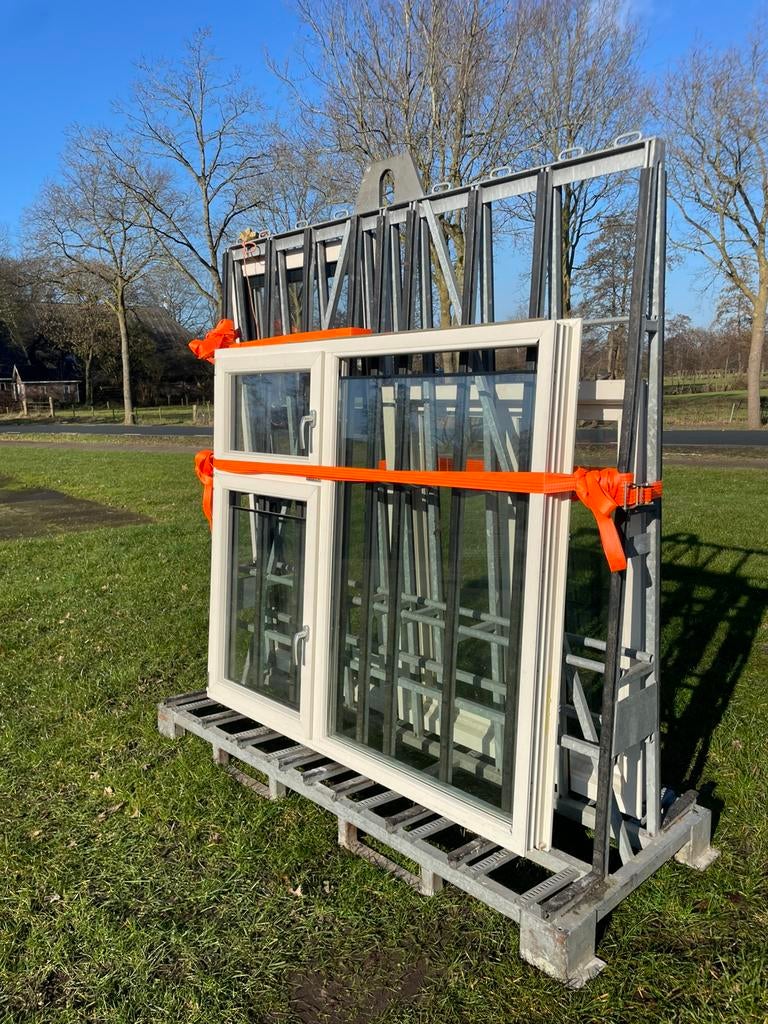 Kunstof kozijnen showroom, Ophalen of Verzenden, Zo goed als nieuw, Draaipoort, 150 tot 200 cm