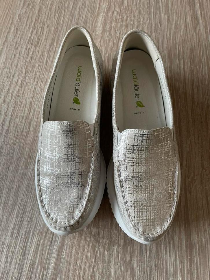 Waldlaufer schoenen, maat 6,5 (is 40) wijdte H, Kleding | Dames, Schoenen, Zo goed als nieuw, Instappers, Wit, Ophalen of Verzenden
