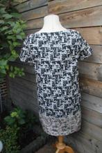 Jurk zwart/ creme Max mara mt 38 Vaste prijs, Kleding | Dames, Maat 38/40 (M), Zwart, Max Mara, Ophalen of Verzenden