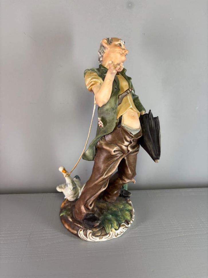 Capodimonte - Annaluma Italië – porseleinen beeld, Antiek en Kunst, Antiek | Keramiek en Aardewerk, Ophalen of Verzenden