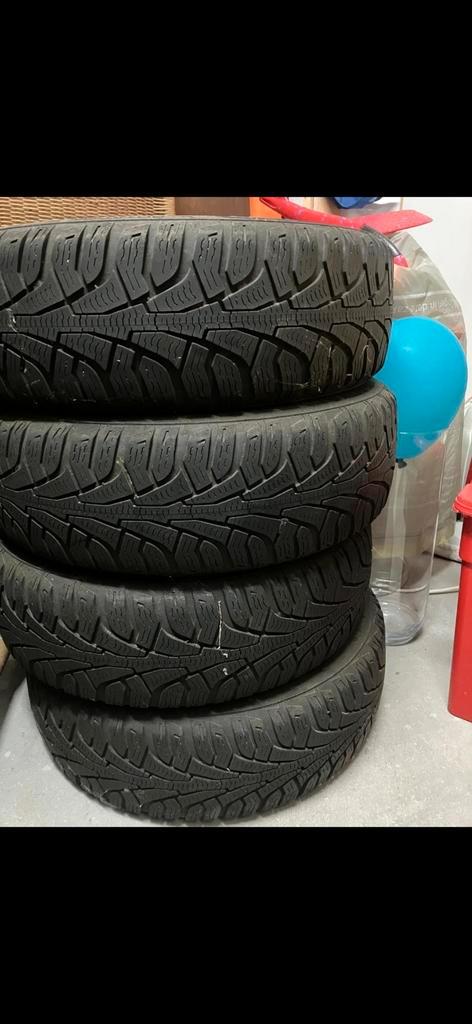 Winterbanden Kia Picanto - Amper Gebruikt!, Auto diversen, Auto-accessoires, Gebruikt, Ophalen of Verzenden