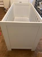 Baby cot with bamboo matrass / ledikant met bamboematras, Kinderen en Baby's, Babywiegjes en Ledikanten, Ophalen, Zo goed als nieuw