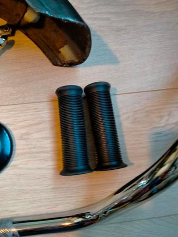 Nieuwe rubberen handvatten 1 inch beschikbaar voor biedingen