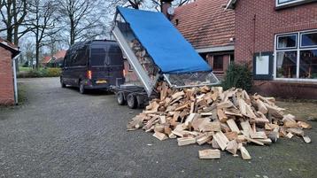 Haardhout droog brandhout beschikbaar voor biedingen