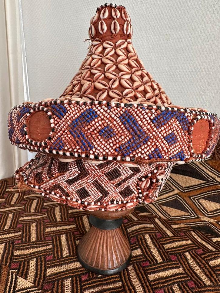 Zeldzame Koninklijke Kuba kroon  collectie Antropoloog 1940, Antiek en Kunst, Kunst | Niet-Westerse kunst, Ophalen of Verzenden
