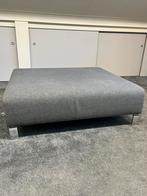 Hocker grijs in nieuwstaat!, Huis en Inrichting, Banken | Voetenbanken en Poefen, Ophalen, Zo goed als nieuw, Rechthoekig, 75 tot 100 cm
