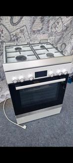 Gasfornuis Bosch te koop.., Zo goed als nieuw, Gas, Vrijstaand, 85 tot 90 cm