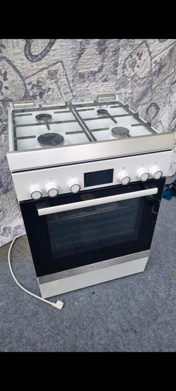 Gasfornuis Bosch te koop..  beschikbaar voor biedingen