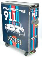 Full size vliegtuig trolley Porsche Martini 911, Ophalen