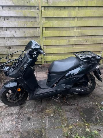 Sym X-Pro scooter beschikbaar voor biedingen