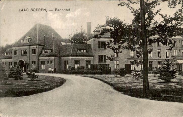 Laag Soeren - Badhotel, Verzamelen, Ansichtkaarten | Nederland, Gelopen, Gelderland, Voor 1920, Ophalen of Verzenden