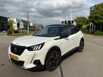 Peugeot 2008 GT Line Panoramadak Navi Camera Trekhaak, Voorwielaandrijving, 1199 cc, 635 kg, Leder en Stof