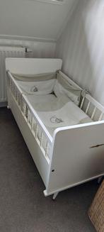 Landelijk baby-/kinderbedje met matras, Ophalen, Gebruikt, Minder dan 140 cm, Matras