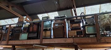 oude radios beschikbaar voor biedingen