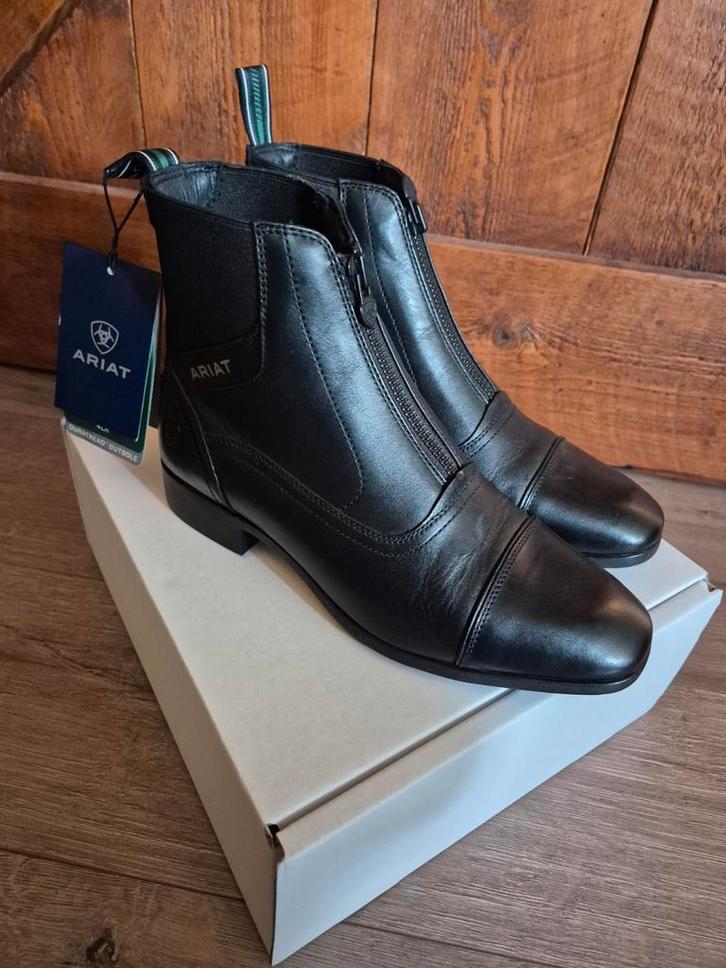 Nieuwe zwarte Ariat jophurs maat 42, Dieren en Toebehoren, Paardrijkleding, Nieuw, Dames, Schoeisel, Overige soorten, Ophalen of Verzenden