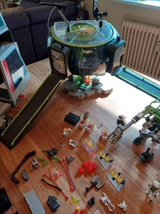 Playmobil future planet zeer uitgebreid, Kinderen en Baby's, Speelgoed | Playmobil, Zo goed als nieuw, Ophalen