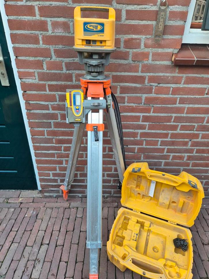 Spectra LL500 Laser geheel compleet, Doe-het-zelf en Verbouw, Meetapparatuur, Zo goed als nieuw, Overige meters, Ophalen of Verzenden