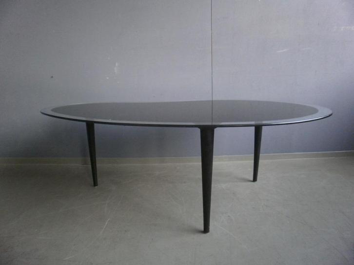 Salontafel, glasplaat, organisch met druppelvorm, onderstel, Huis en Inrichting, Tafels | Salontafels, Gebruikt, 50 tot 75 cm