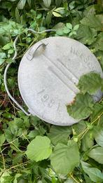 Heesch 1981 zink vuilnisemmer, Ophalen
