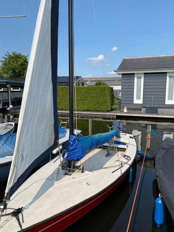 Vaarklare Polyvalk met aluminium mast | zie beschrijving beschikbaar voor biedingen